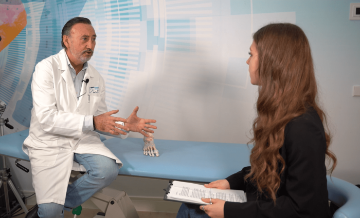 Entrevista a Ángel de la Rubia: “Una mala pisada puede ser el origen de lumbalgias y cervicalgias”